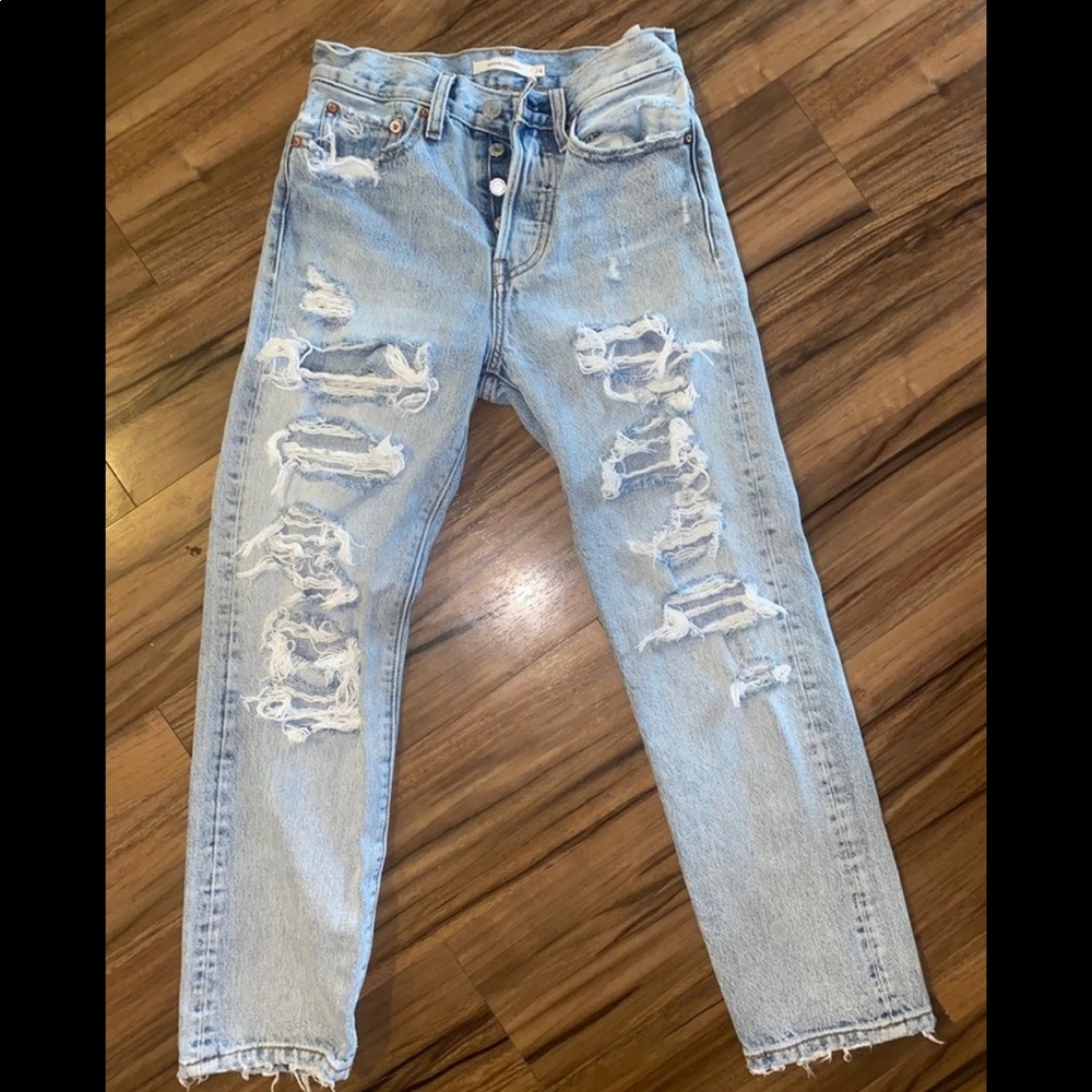 Levi Wedgie Straight Destroyed Jeans SOLD